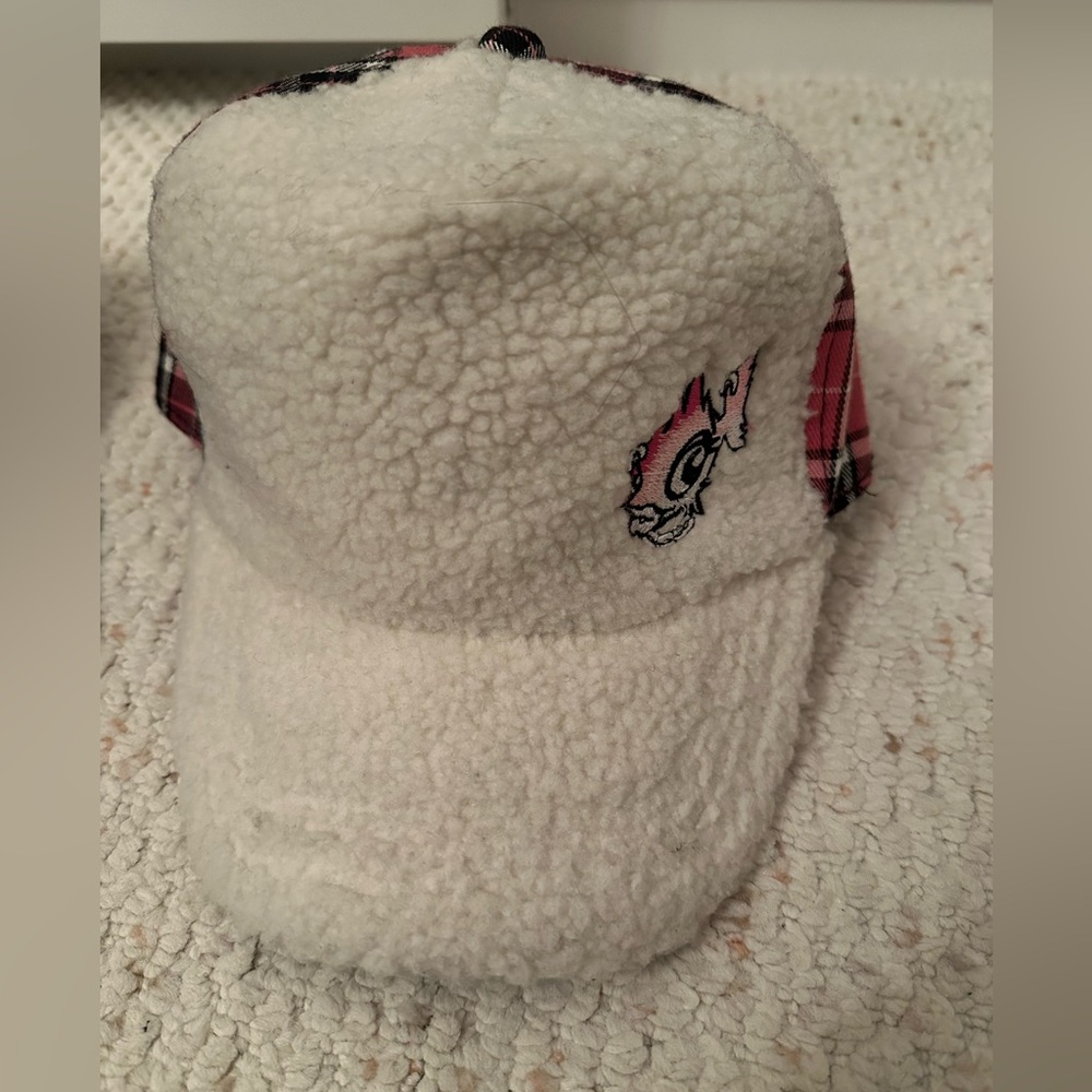 Punky fish rate fuzzy plaid hat